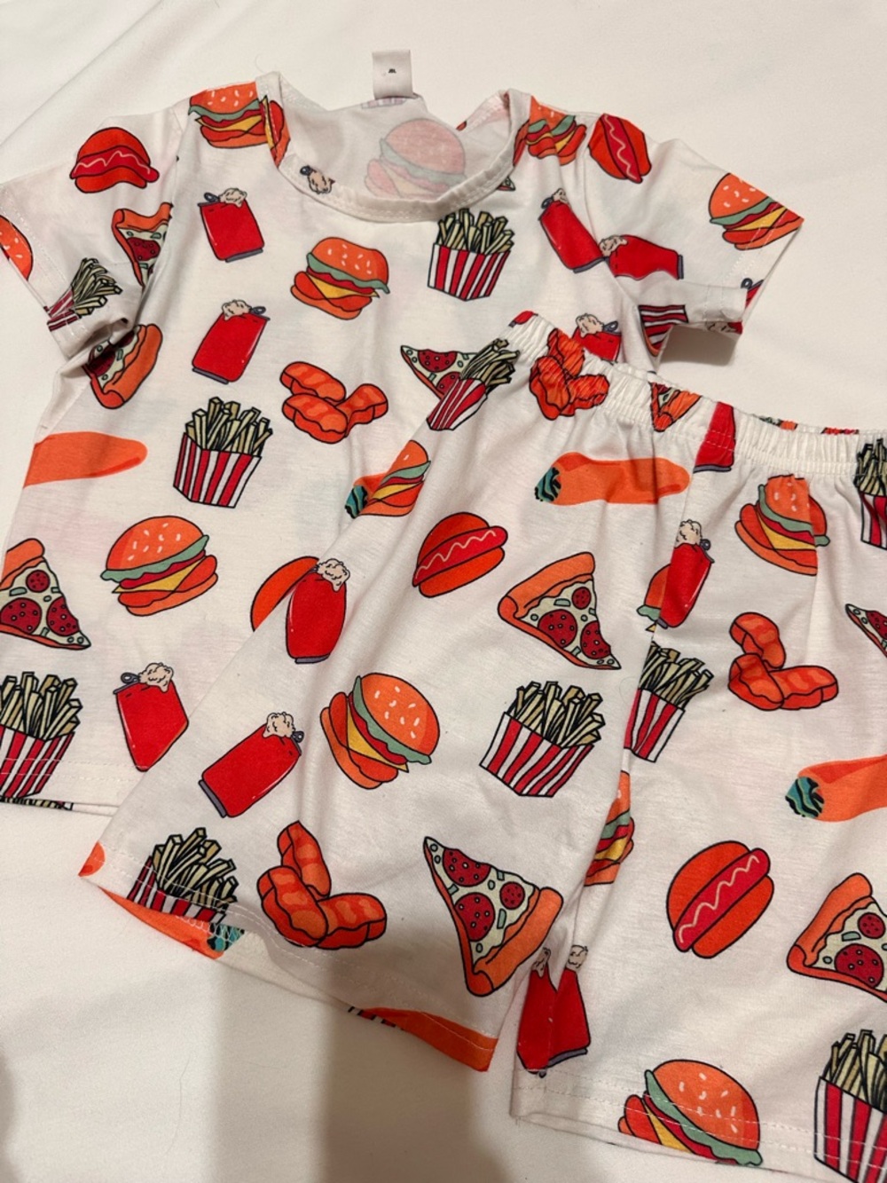 SHEIN White Kids Set with Red & Orange Fast Food Print - Picture 3 of 4